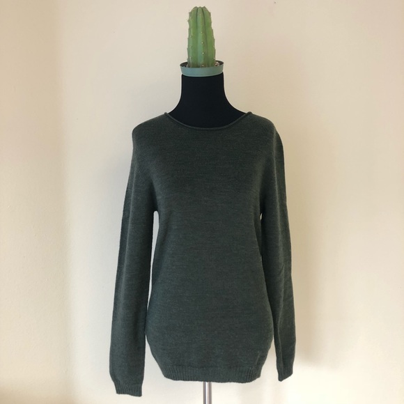 max studio wool sweater